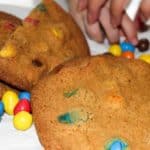 Petti di tacchino allo zafferano con crema di zucchine alla birra