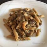 Noodles con polpettine e verdure