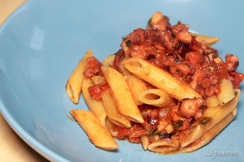 Penne con polpo e pomodorini | paninisopraffini.com