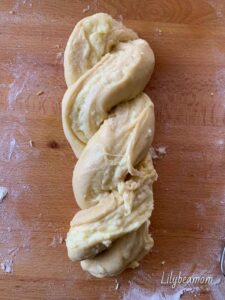 Preparazione del babka alla crema | step 5 |paninisopraffini.com