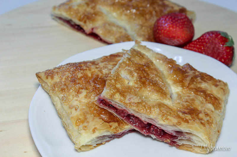 Sfoglia con more e fragole fresche | paninisopraffini.com